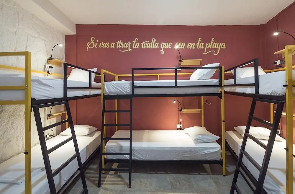 Selina Playa Del Carmen Otel 2*,