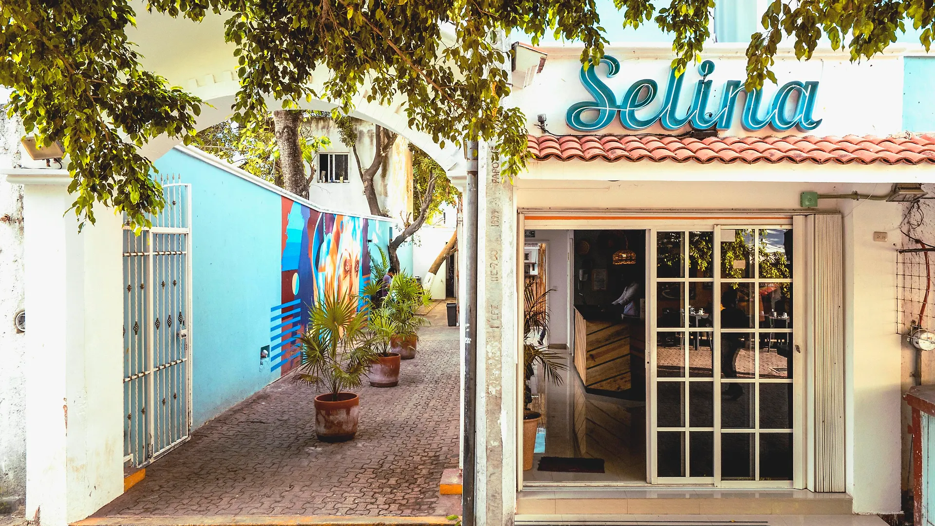 Selina Playa Del Carmen Otel